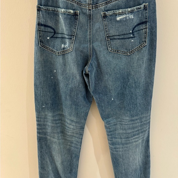 American Eagle Distressed High Rise Tomgirl Jeans - Picture 3 of 9